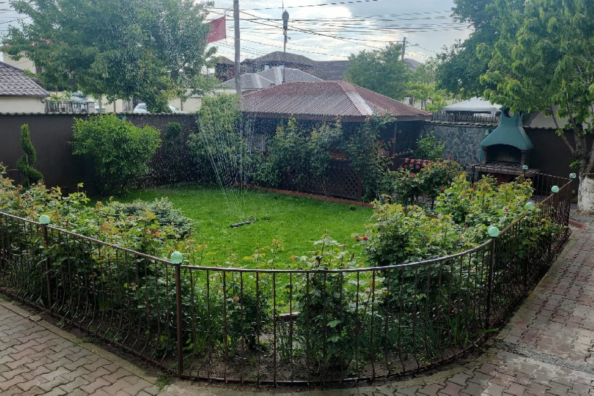 Villa Mugur