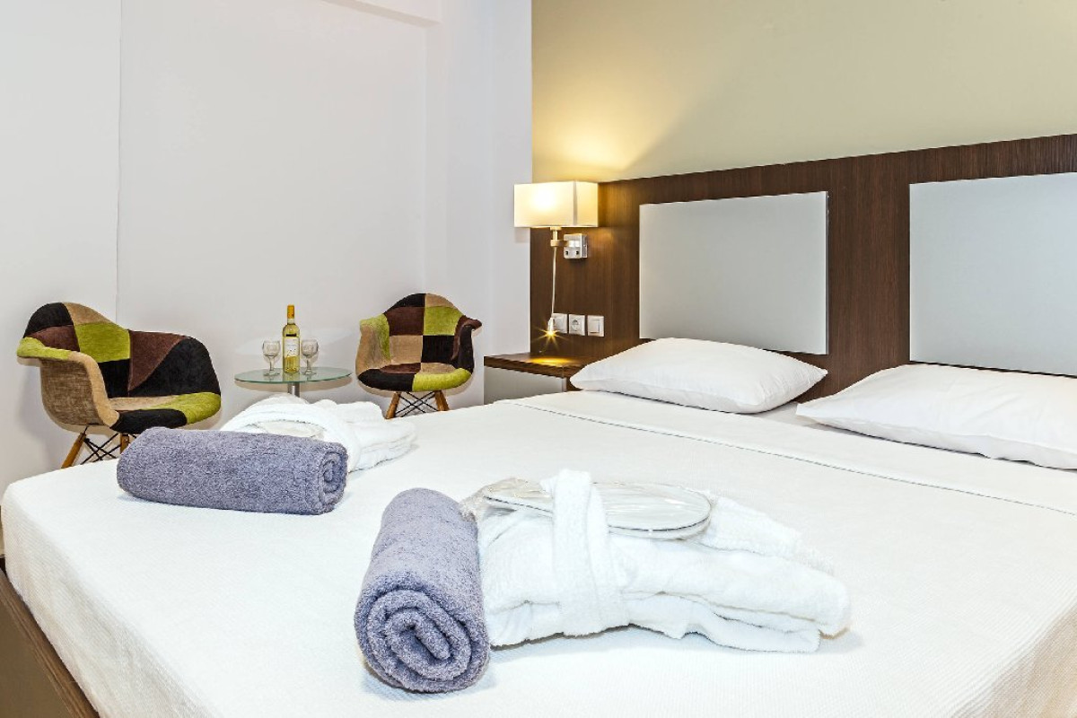 White Olive Premium Hotel (Laganas)