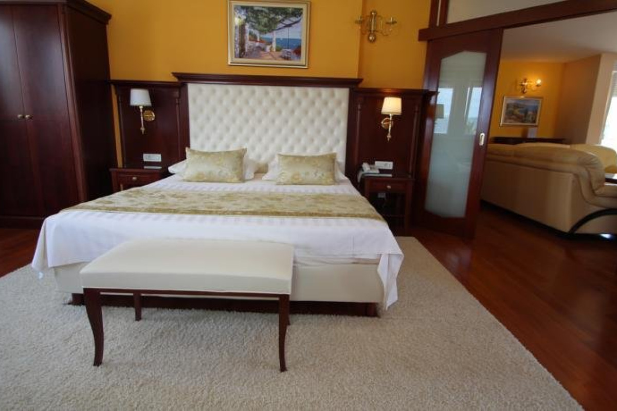 Trogir Palace (Trogir)