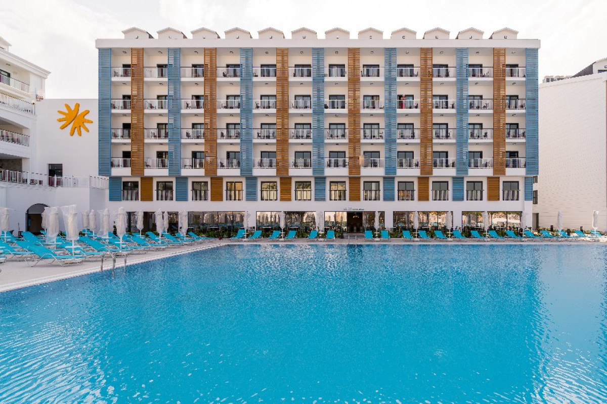 ARCANUS HOTELS TRENDLINE SIDE - NOU! DESCHIS 2023