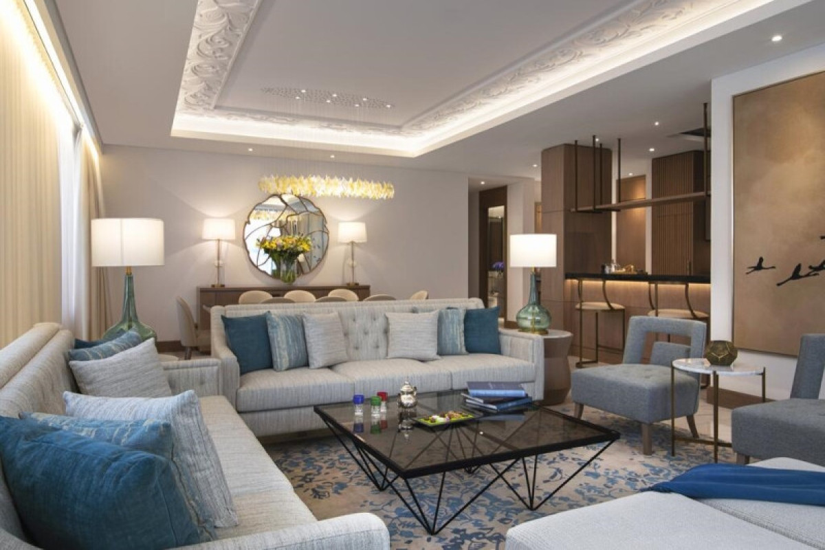 Al Jaddaf Rotana Suite Hotel