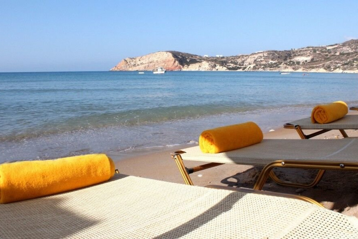 Golden Milos Beach - Provatas (Milos)