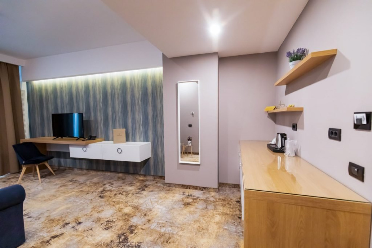 Grand View Hotel Suites