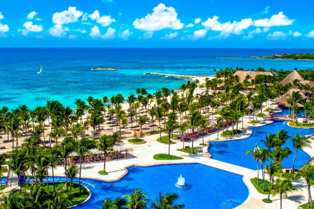 Barcelo Maya Grand Resort