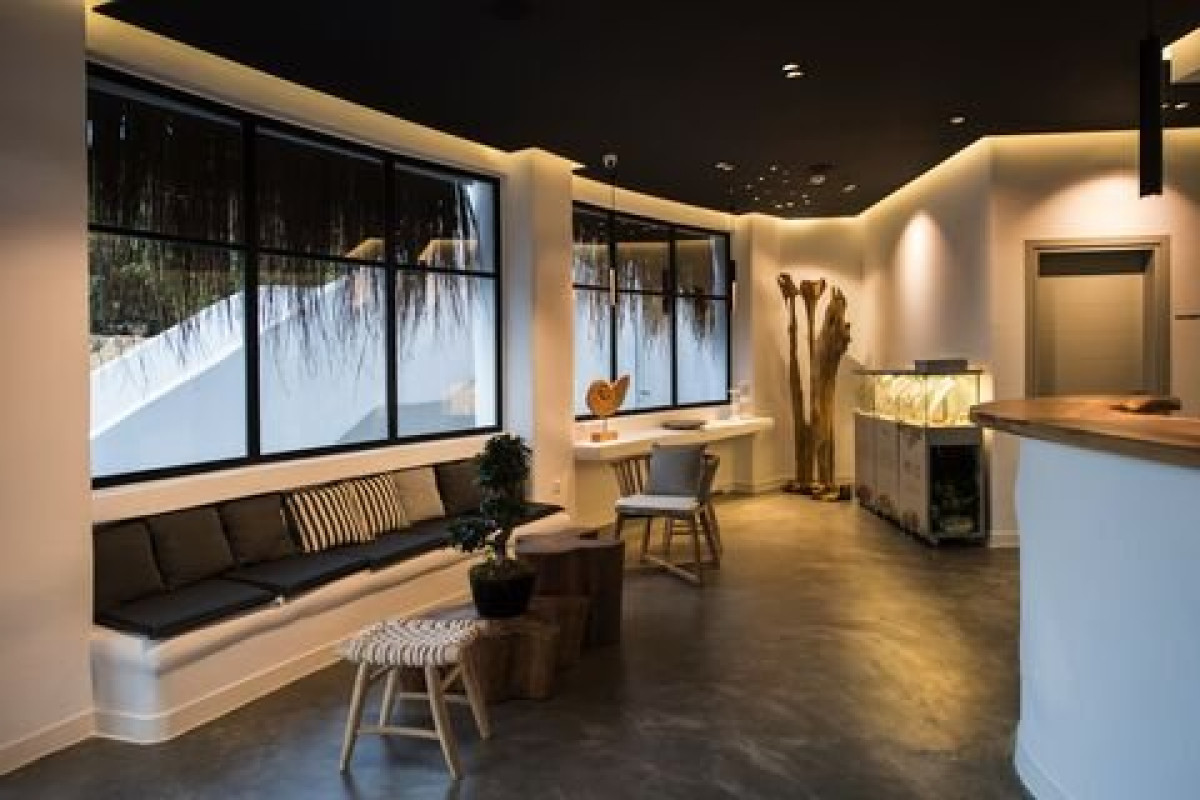 Crystal Waters Sapphire Hotel (F)