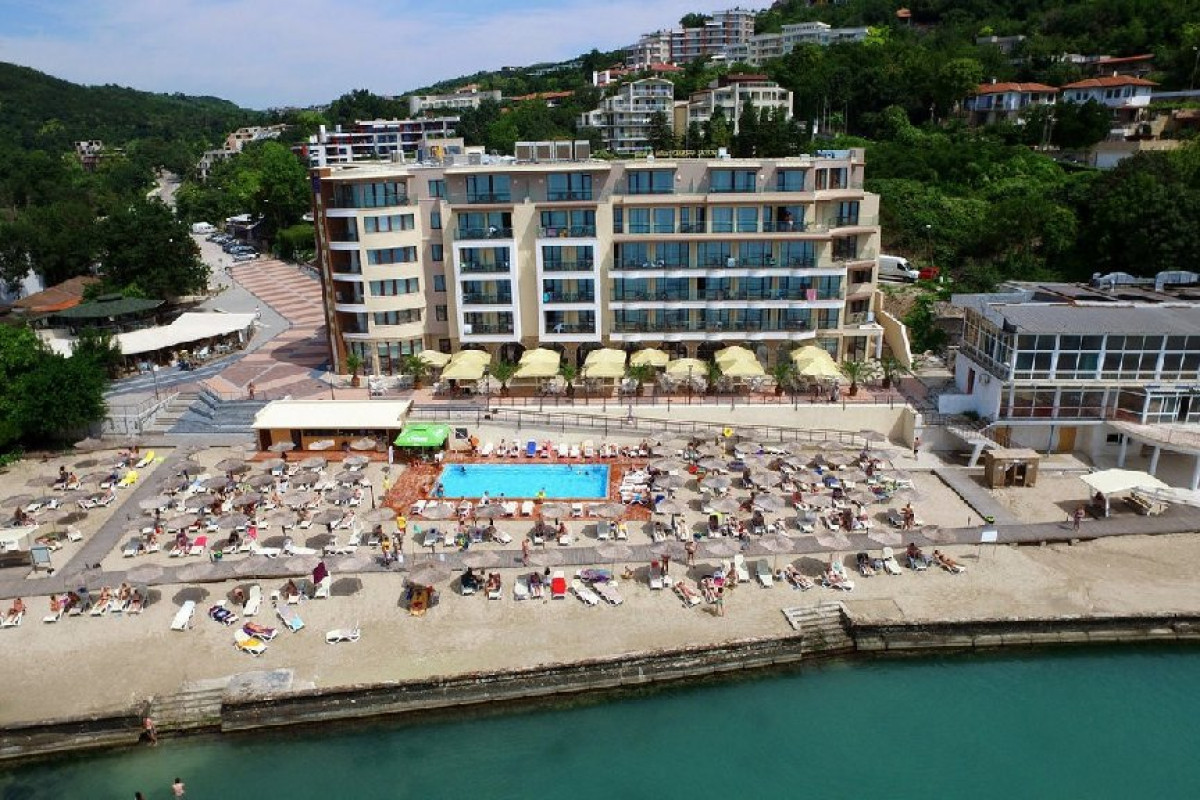 ROYAL GRAND HOTEL AND SPA