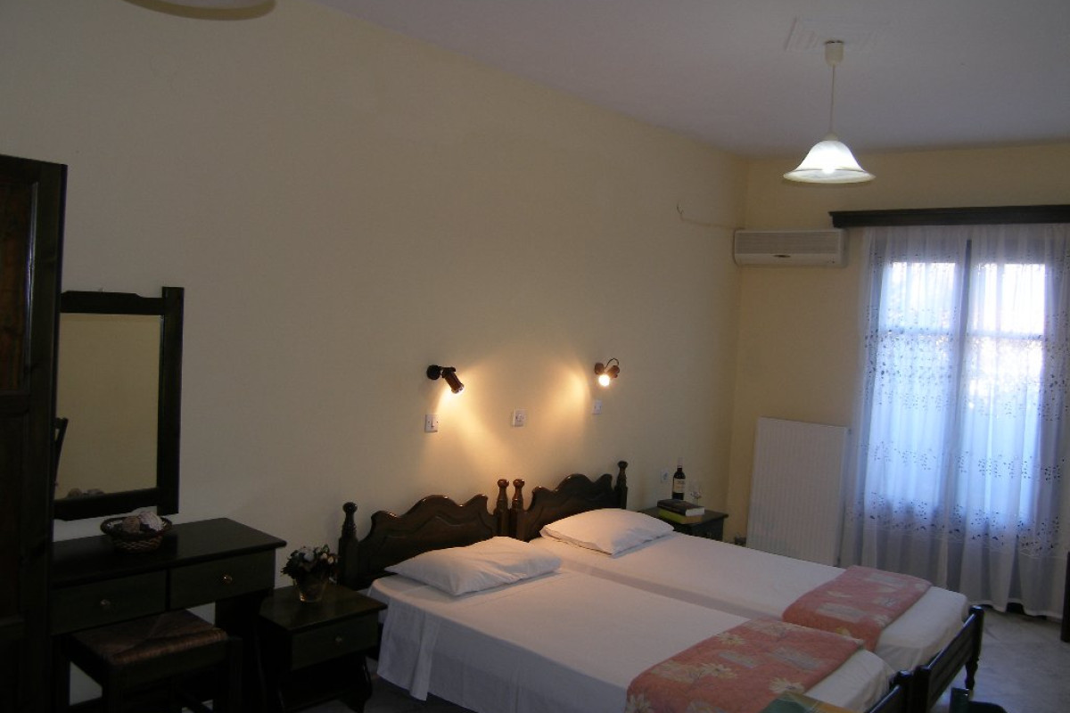 Elektra Apartments and Studios, Petra