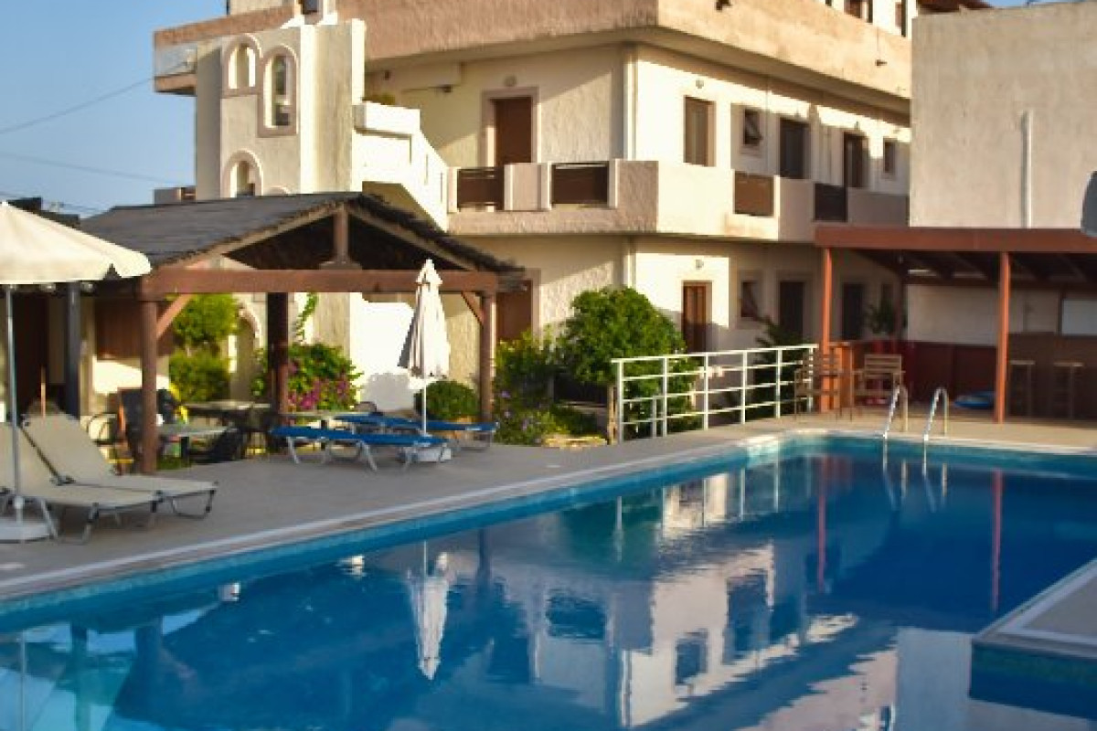 ELEONORA ANISSARAS HOTEL