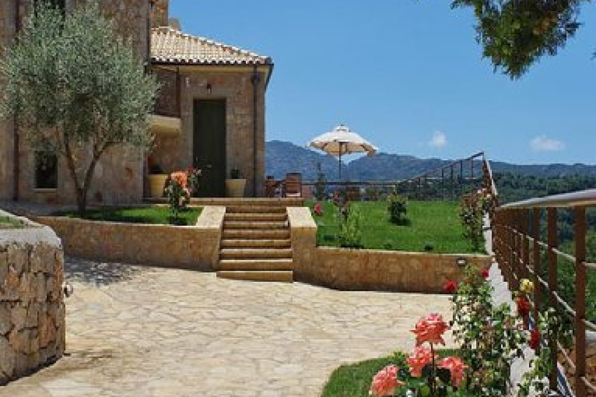 Asplathia Villas