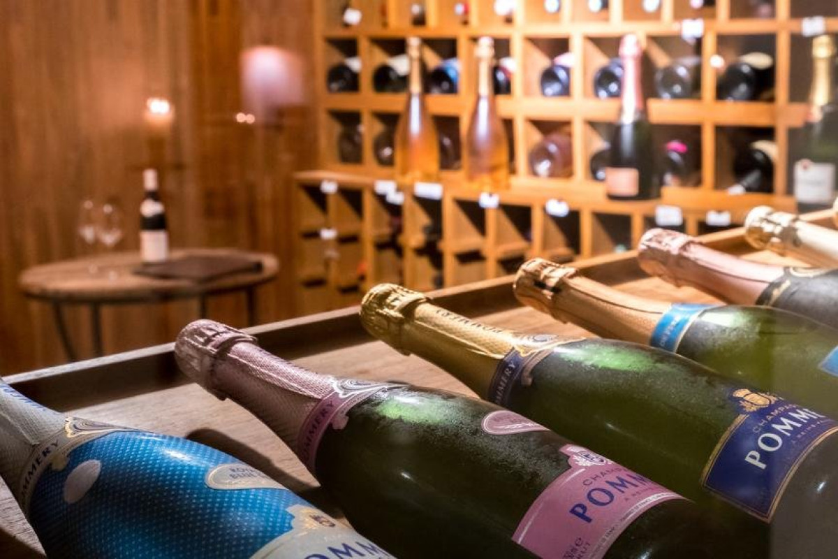 SEASENSE BOUTIQUE (Adults only)