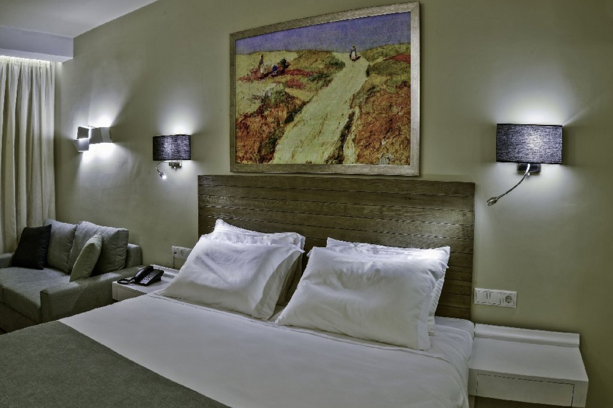 SWELL BOUTIQUE HOTEL