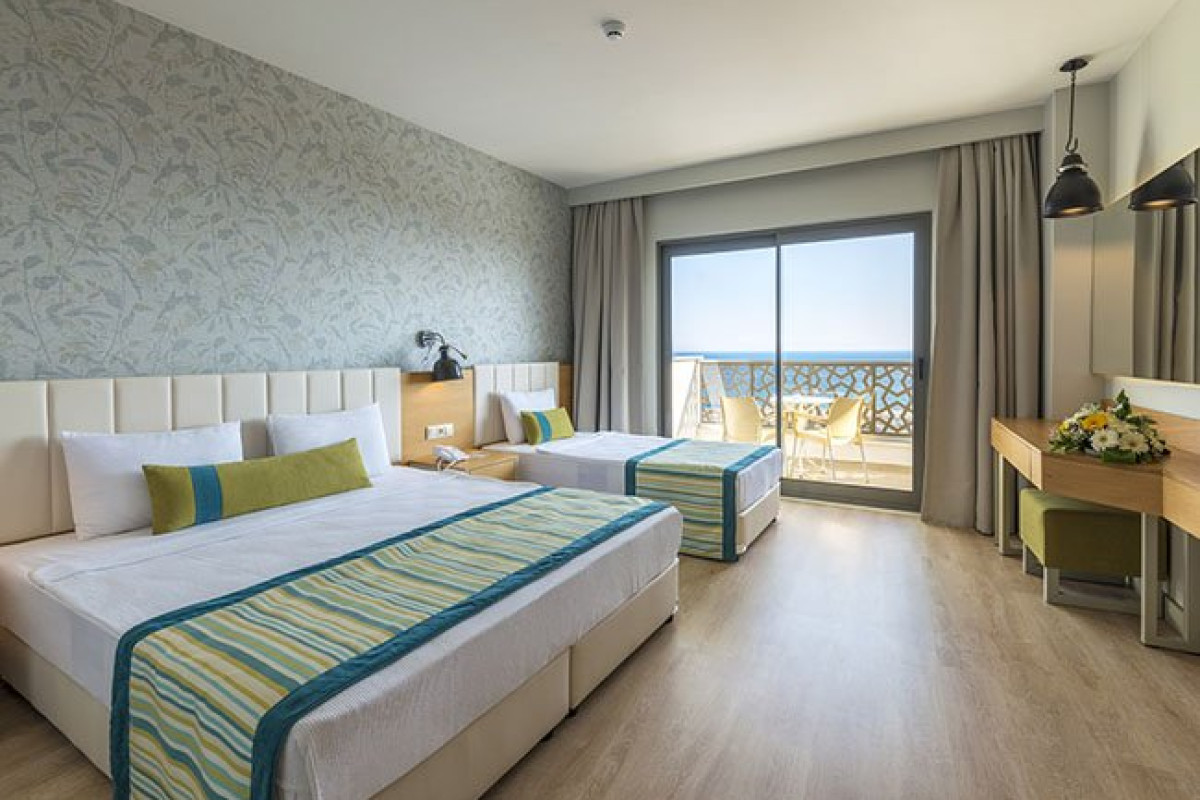 CALIDO MARIS HOTEL