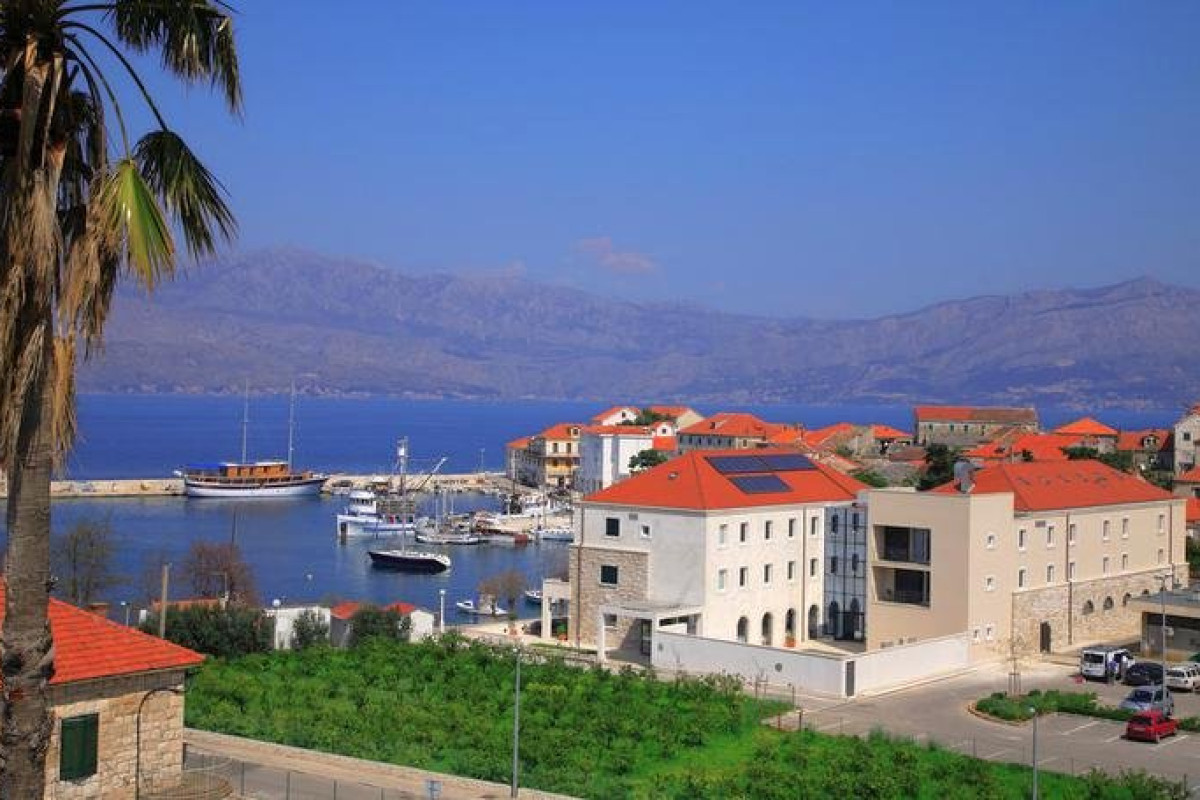 Hotel Lipa (Postira)