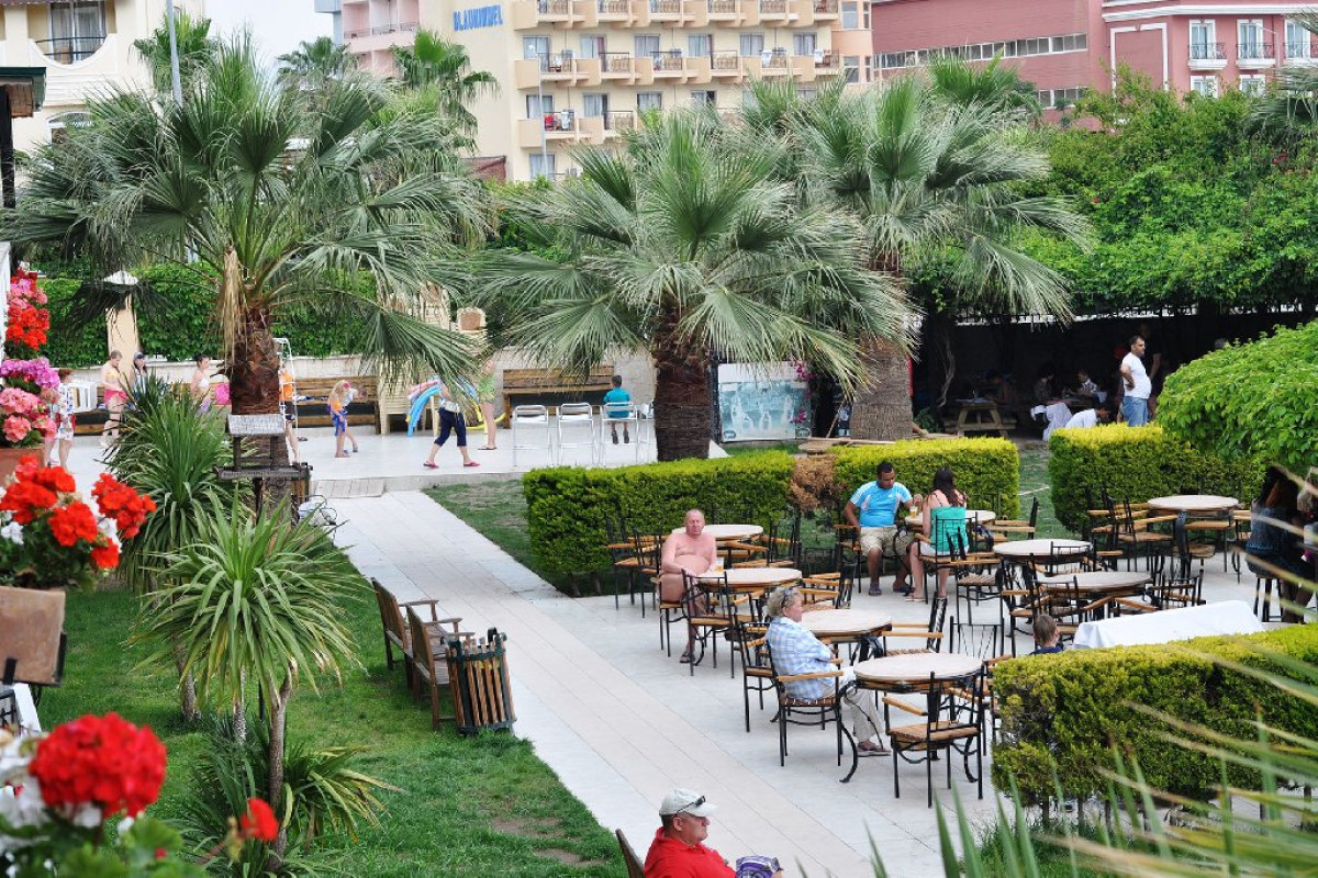 CAMYUVA BEACH HOTEL
