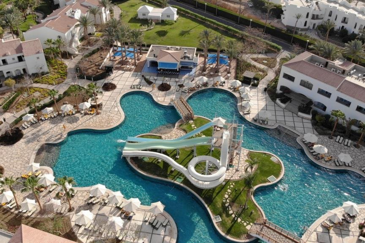 Reef Oasis Blue Bay Resort