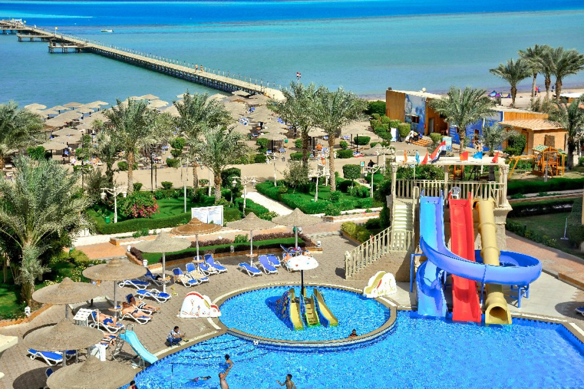 AMC ROYAL HOTEL (Recomandat 4*)