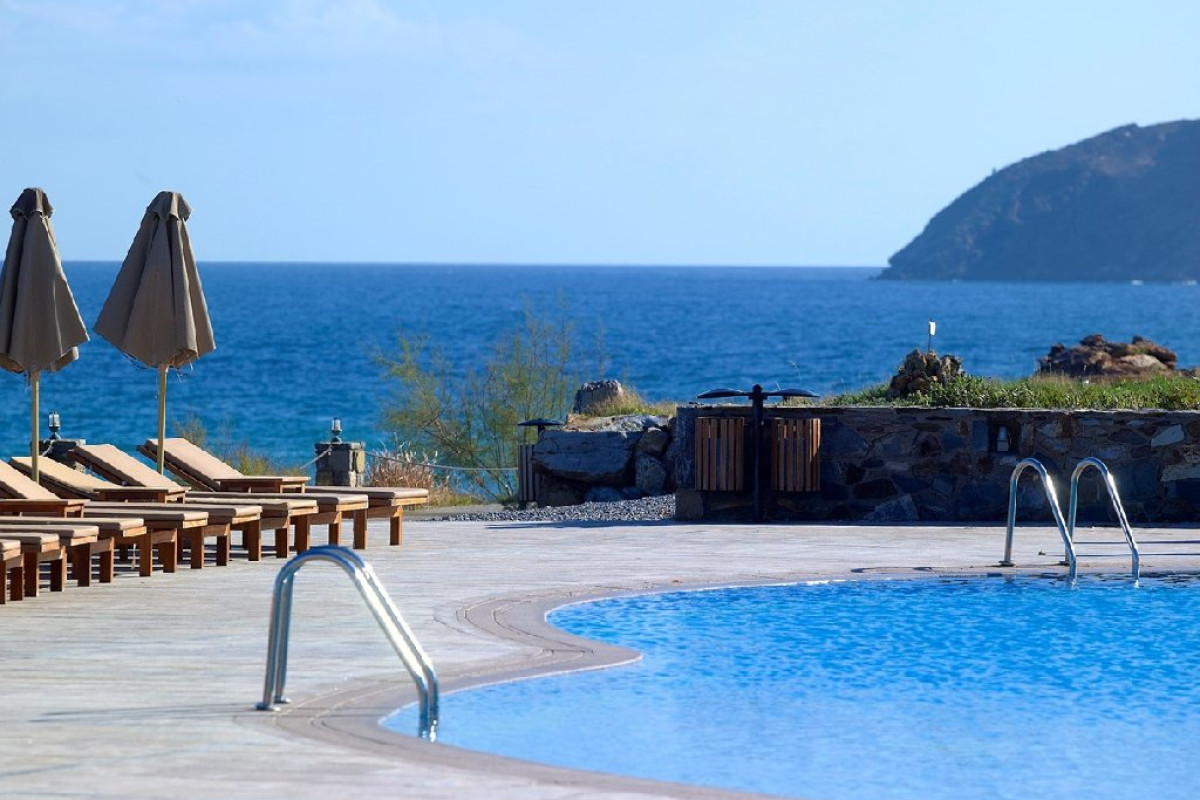 The Royal Blue Resort and Spa (K)