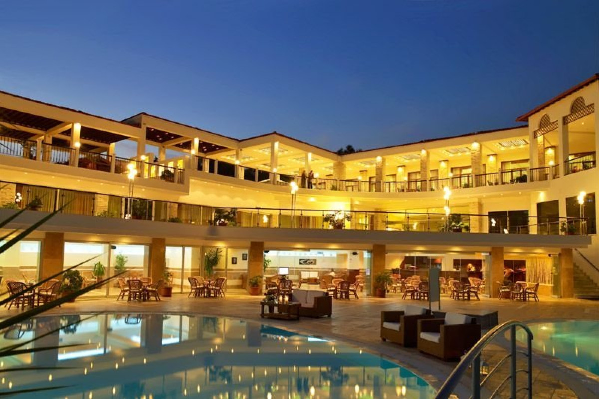 Alexandros Palace Hotel (Ouranoupolis, Athos)