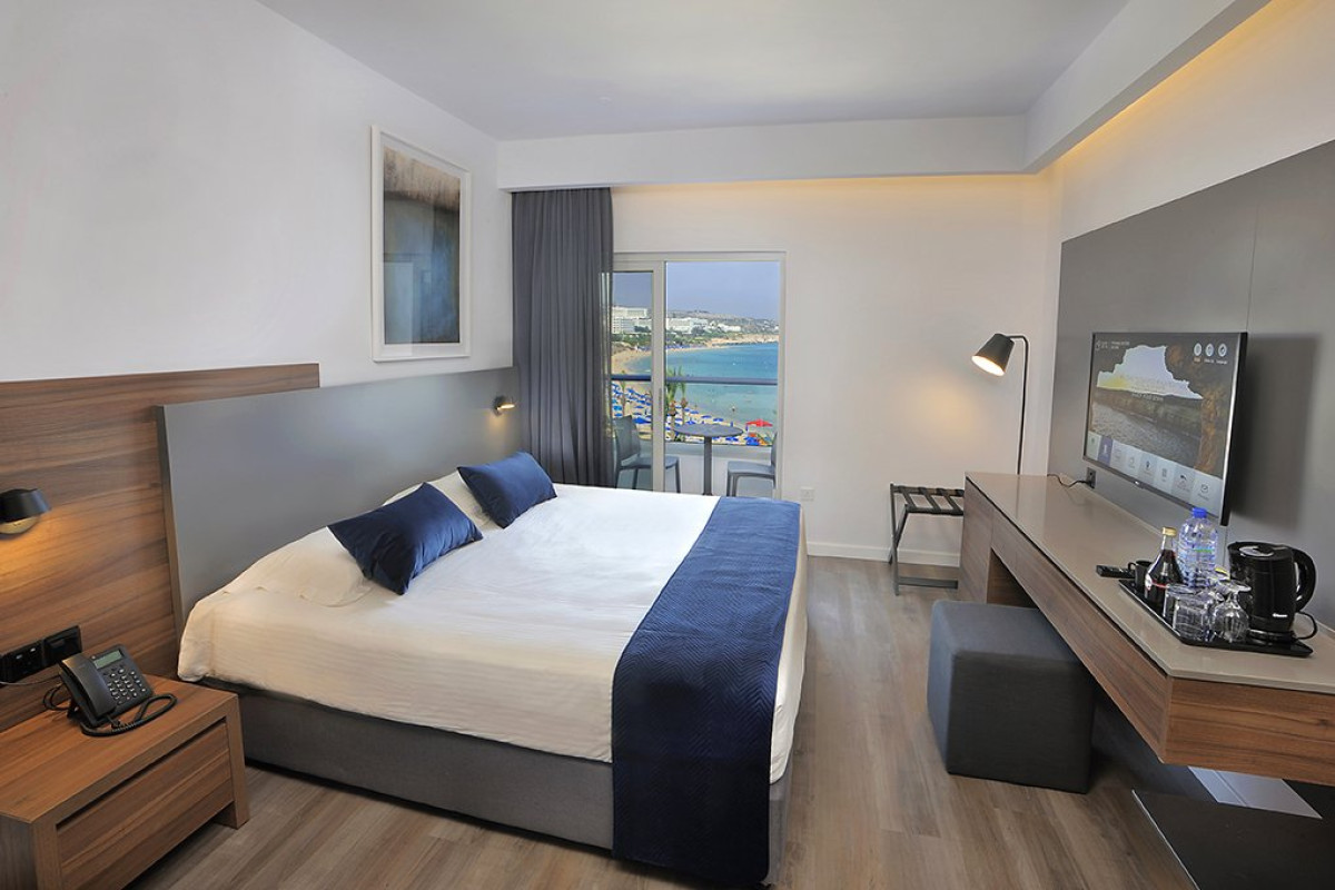 OKEANOS BEACH BOUTIQUE HOTEL