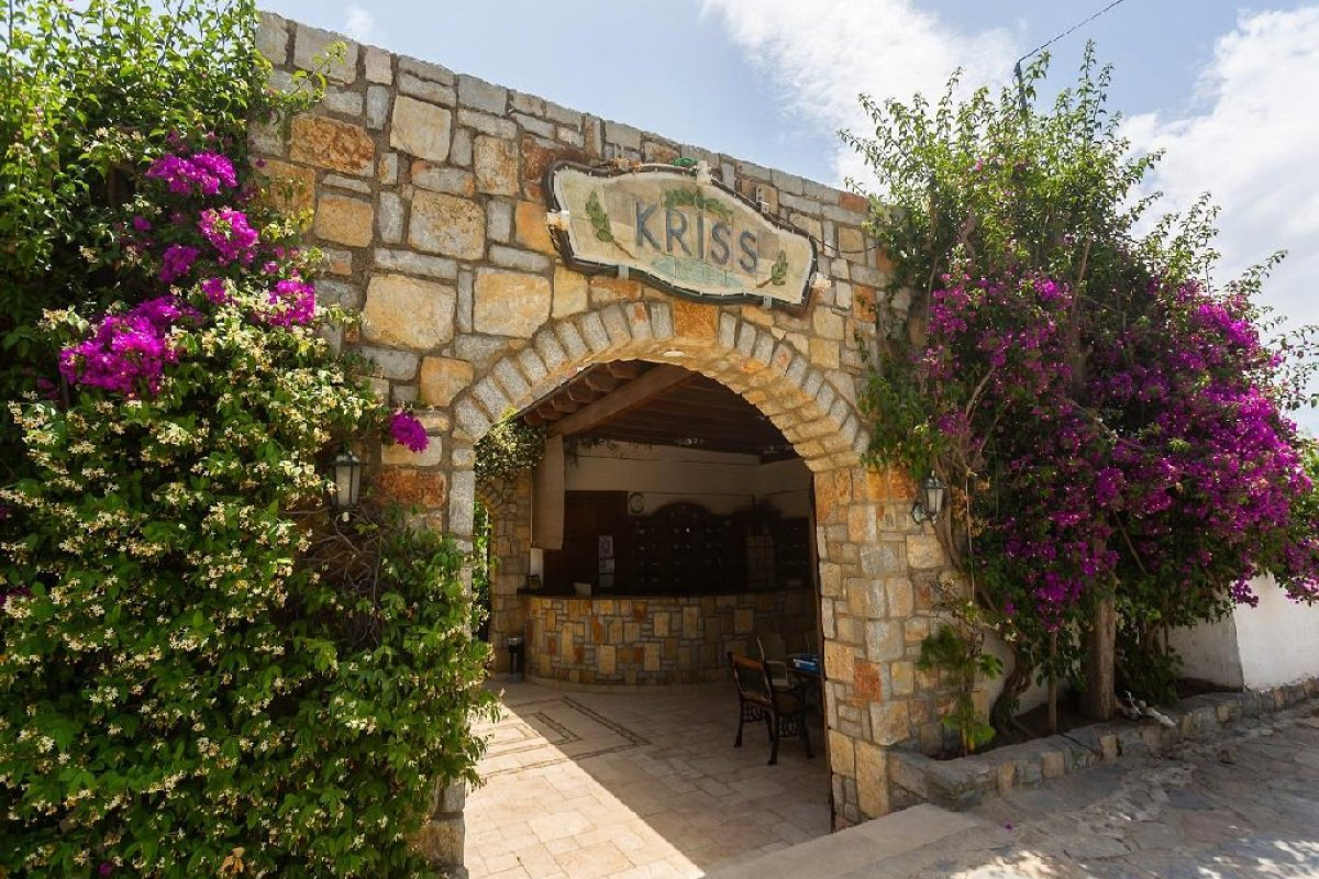 KRISS HOTEL