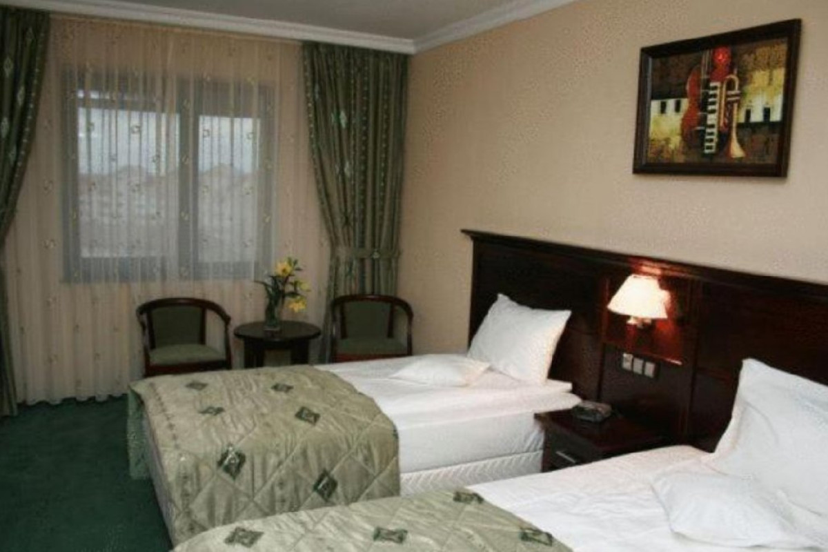 Hotel Rapsodia