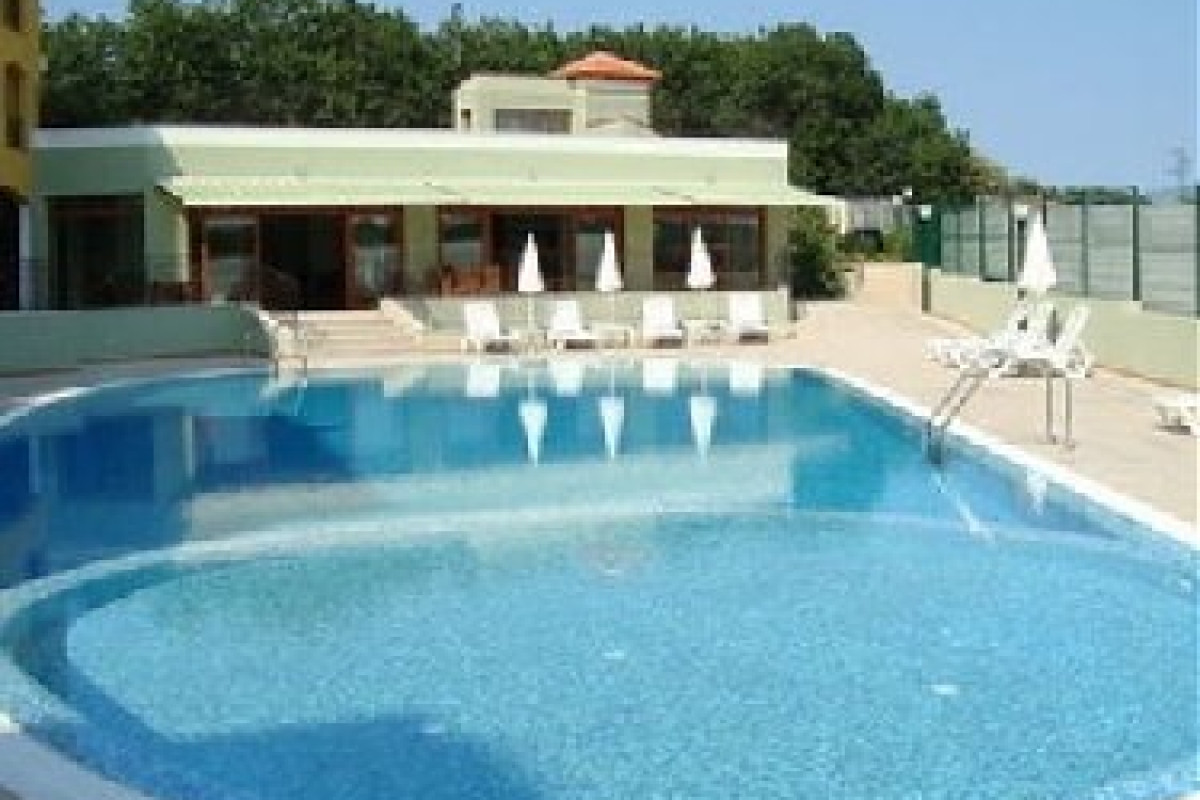 SERENA RESIDENCE HOLIDAY VILLAGE