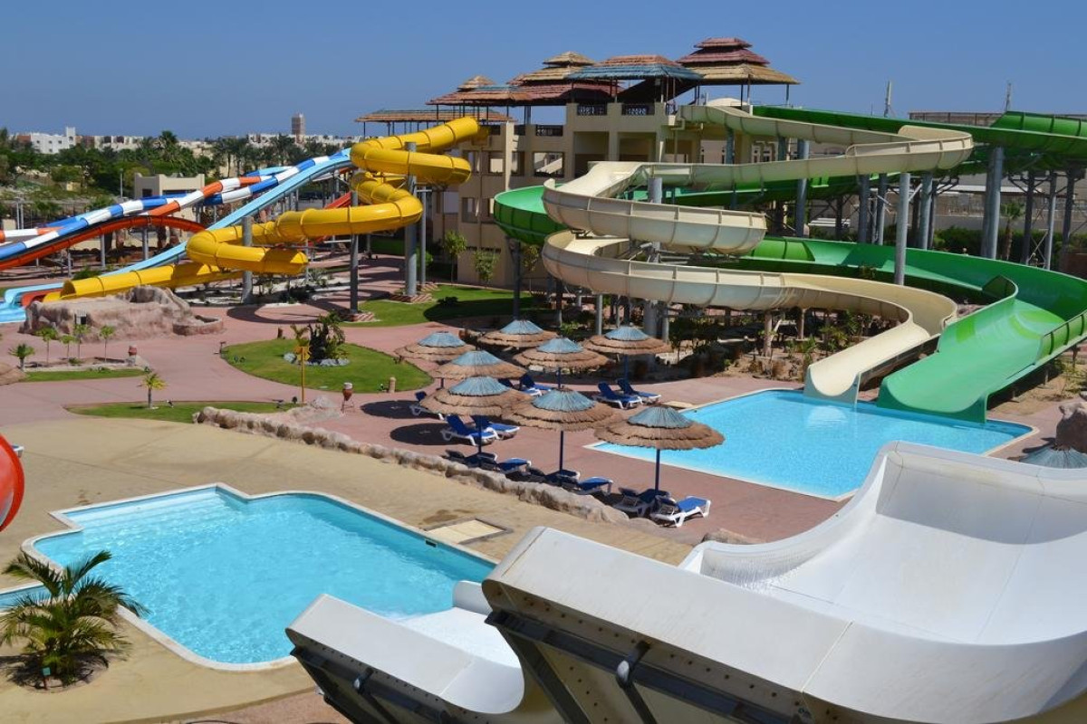 TIA HEIGHTS MAKADI BAY