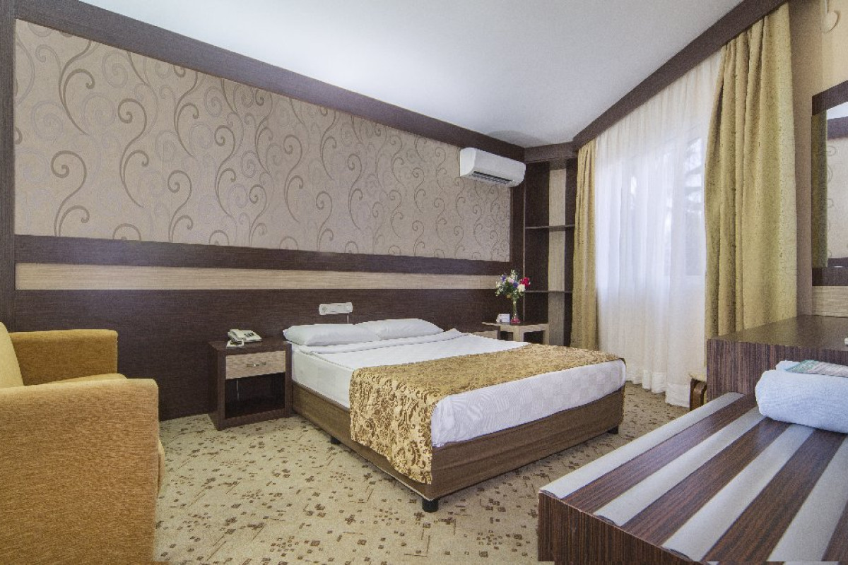 LONICERA WORLD HOTEL