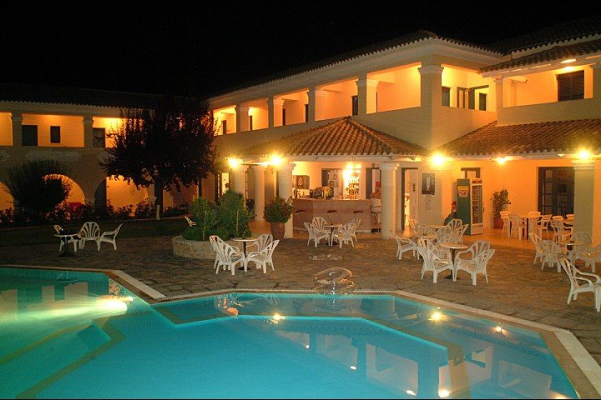 Karavostasi Beach Hotel (vechi)