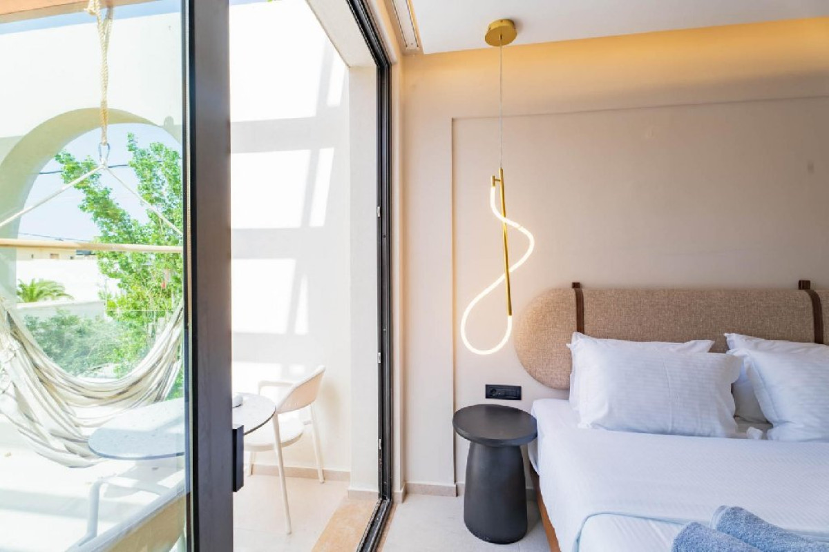 VAYA SUITES OMILOS HOTELS