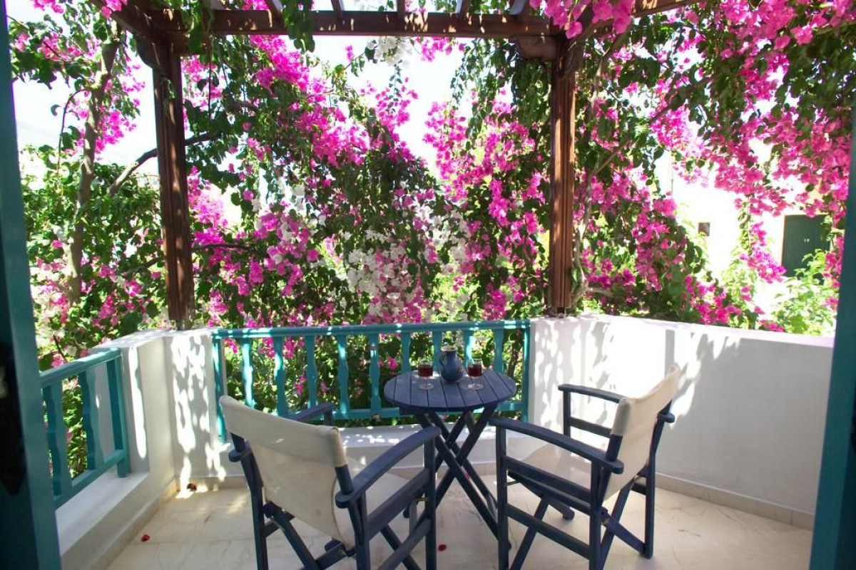 Andreas Hotel (Kamari Santorini)