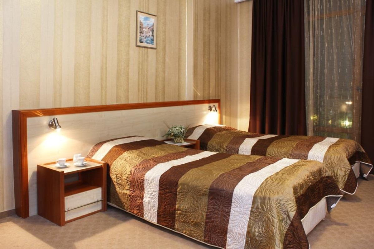 PREMIER HOTEL