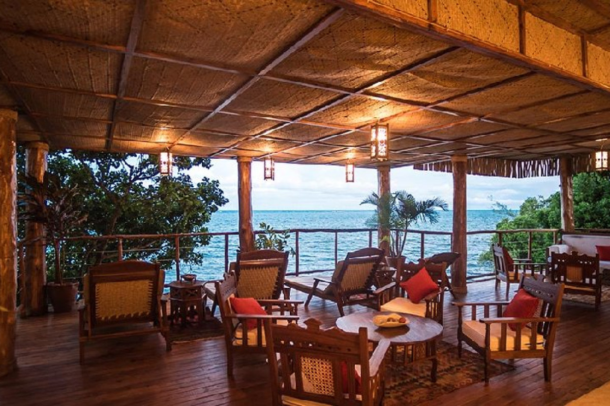 PrideInn Paradise Beach Resort and Spa