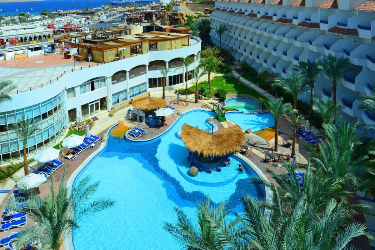 TROPITEL NAAMA BAY