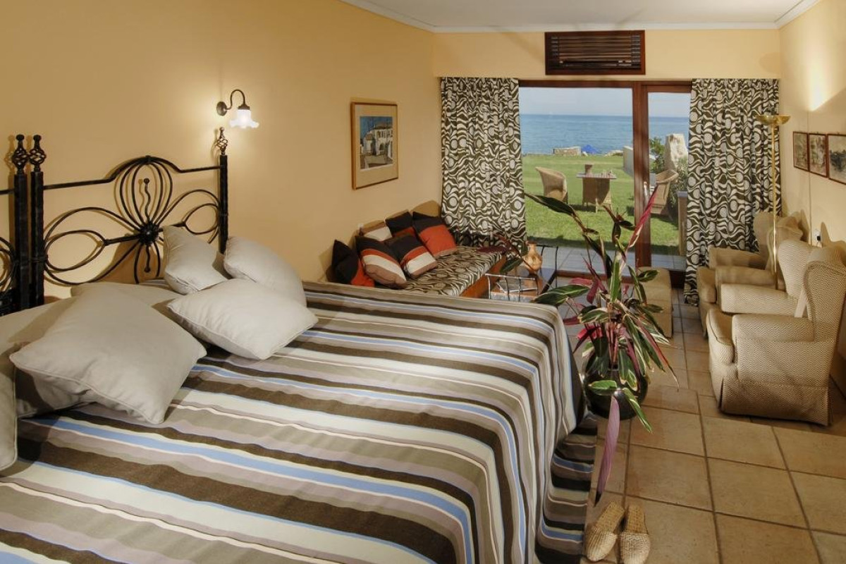 Aquila Rithymna Beach  (C)