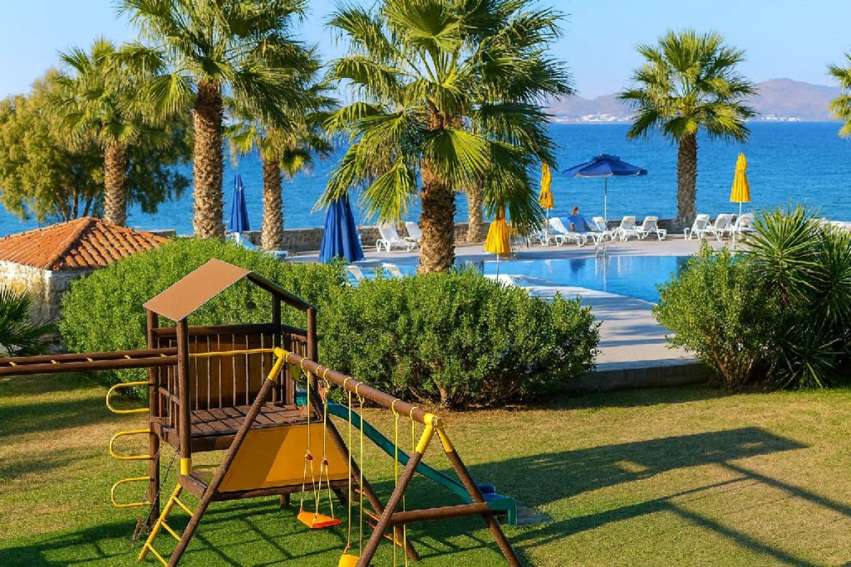 Irina Beach Hotel