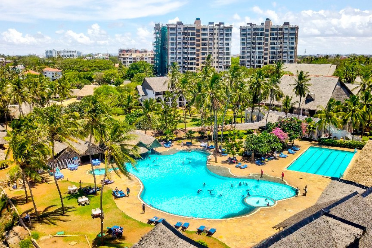 Reef Hotel