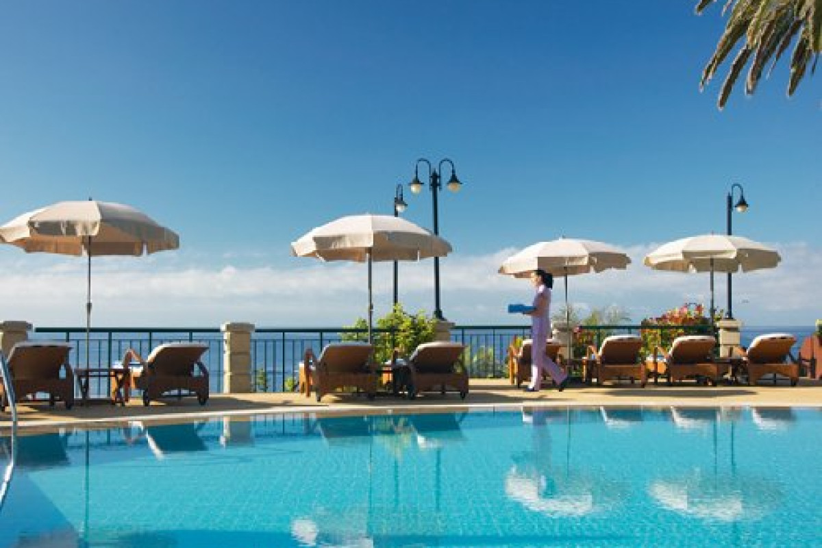 CLIFF BAY