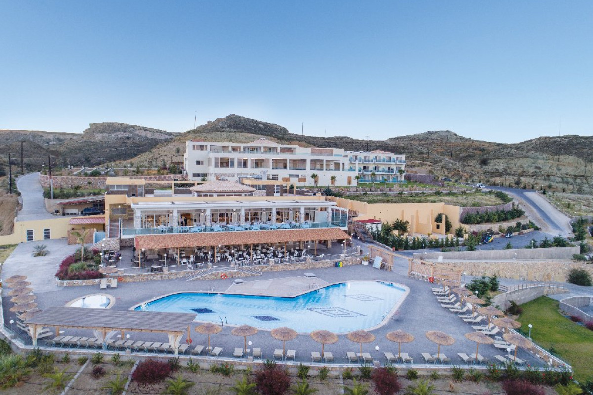 Grand Blue Hotel