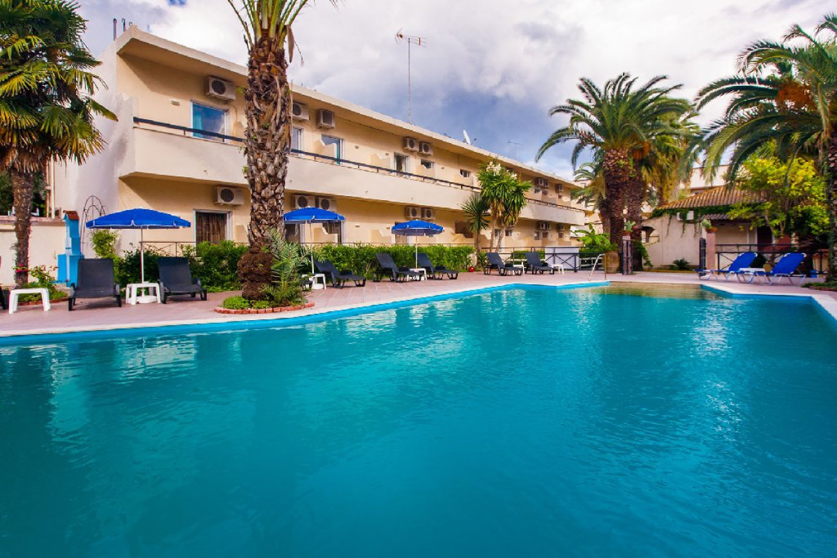 Mega Hotel (Ipsos)