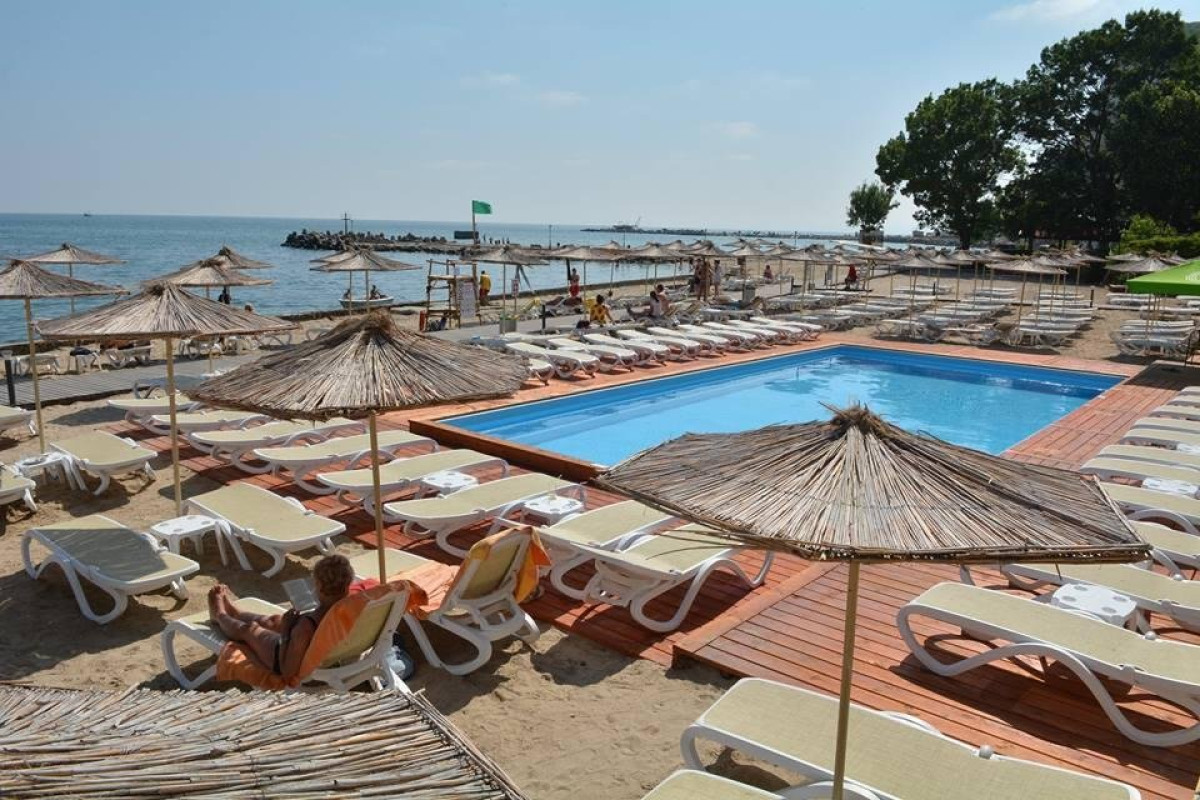 ROYAL GRAND HOTEL AND SPA