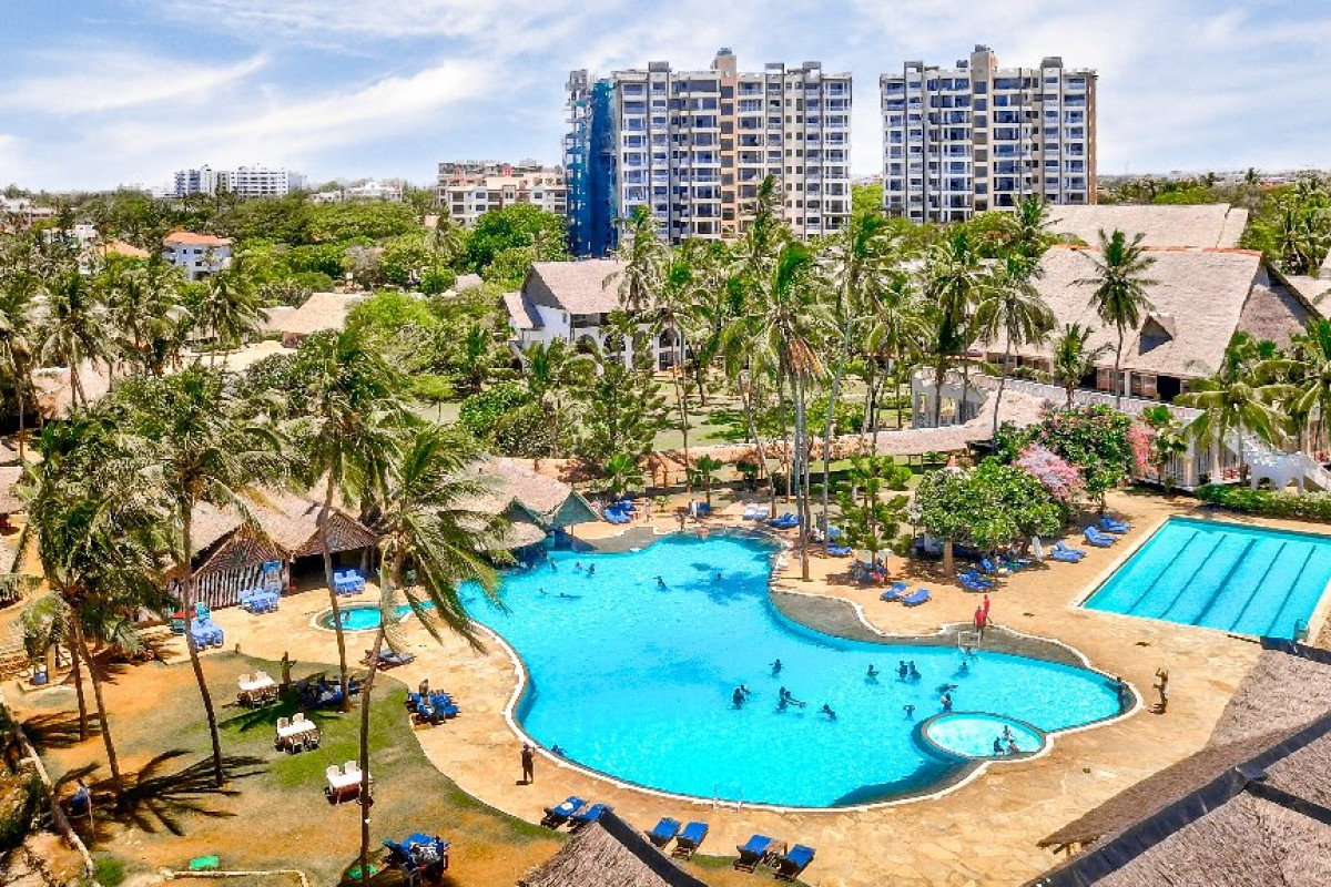 Reef Hotel