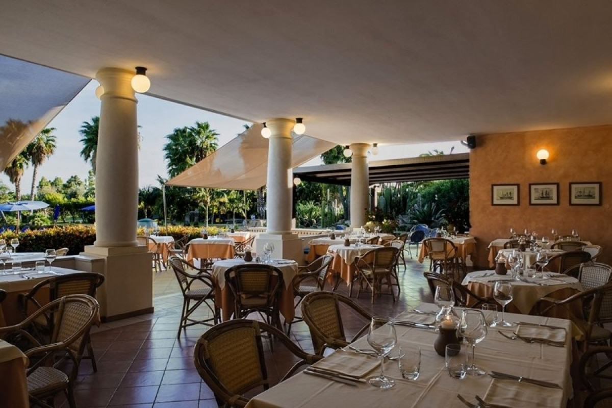 Lantana Resort