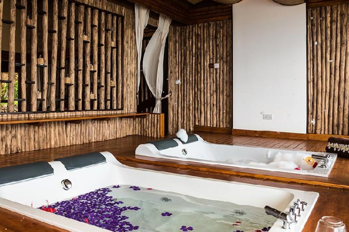 PrideInn Paradise Beach Resort and Spa