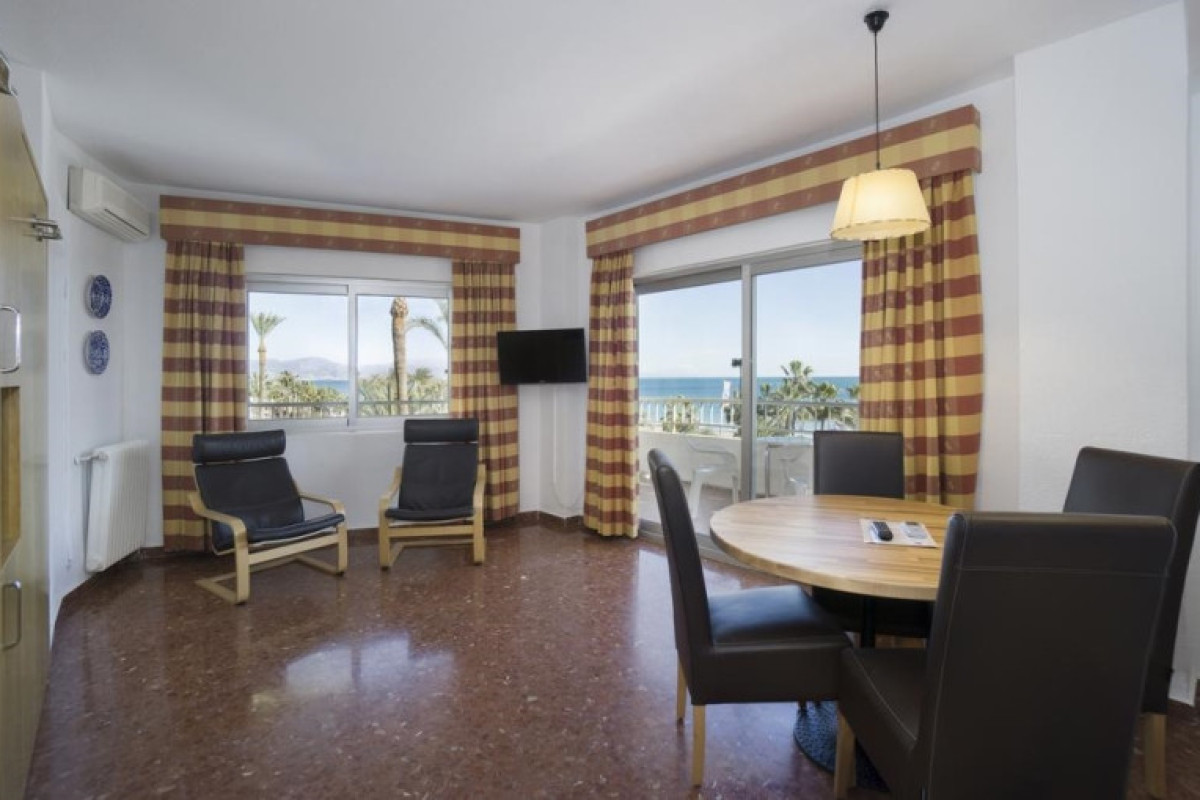 APARTAMENTOS BAJONDILLO
