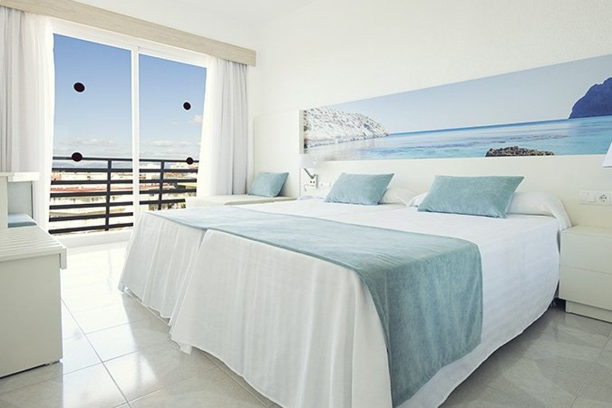 AzuLine Hotel Bahamas