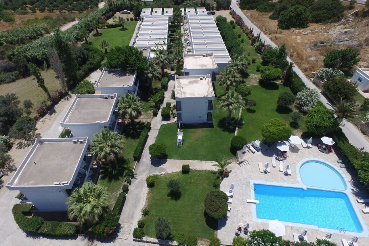 Valley Village Hotel