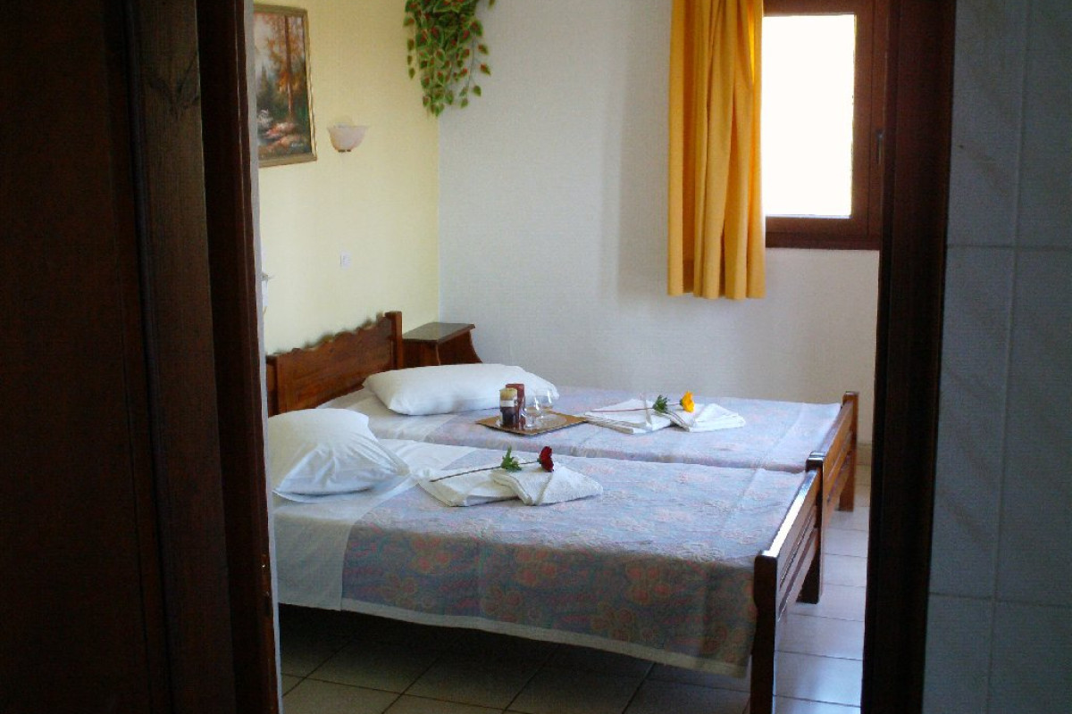 Kassandra Hotel - Kala Nera