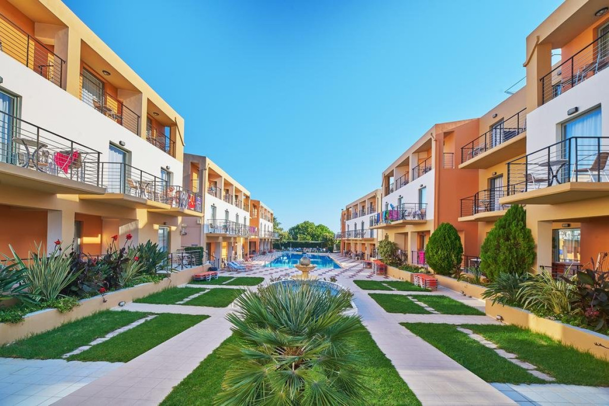 Sunrise Village - recomandat 3*superior (C)