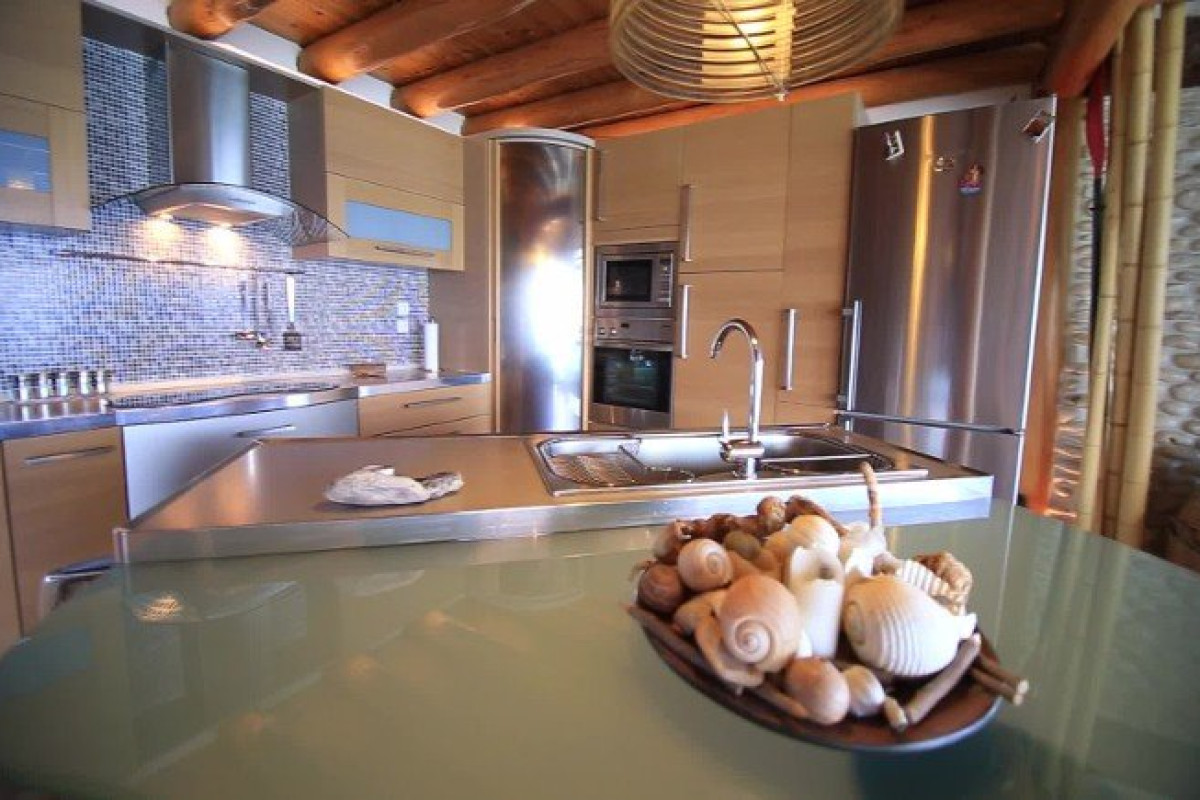 GLORIA MARIS HOTEL SUITES AND VILLAS